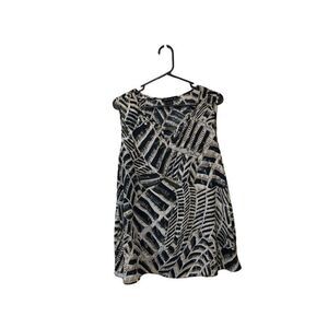 Sami & Jo Size Extra Large (XL) Great Pattern on this shirt